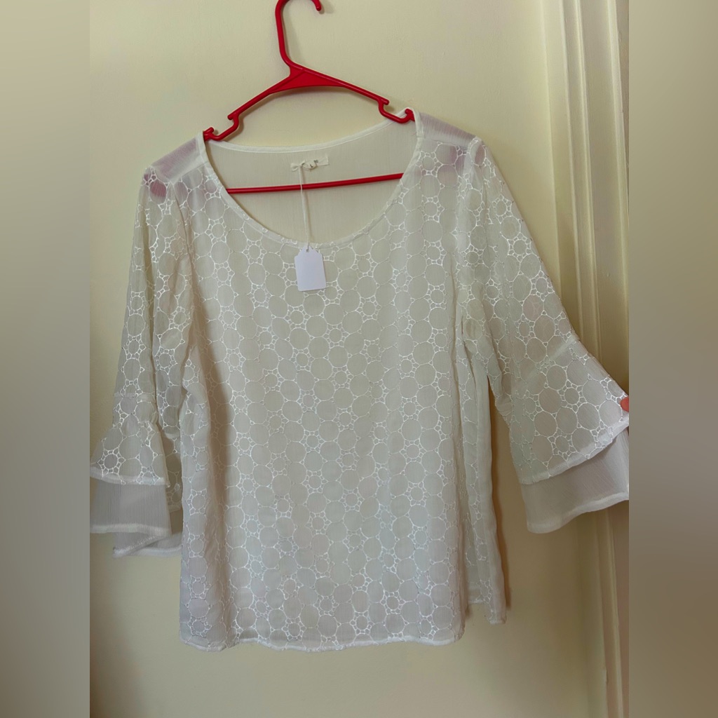 292 Maurices White Lace Ruffled Top